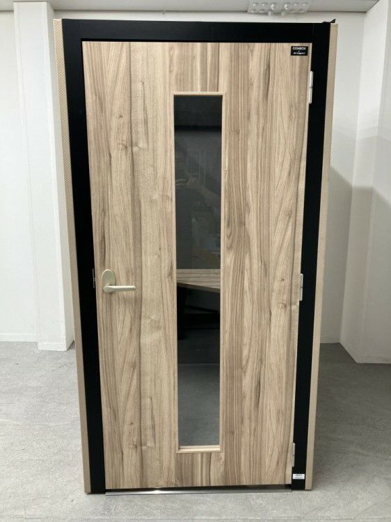 岐阜県にて 東京鋼器 1人用ワークブース  を買取致しました。