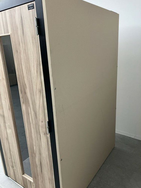 岐阜県にて 東京鋼器 1人用ワークブース  を買取致しました。