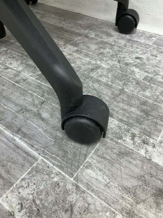 岐阜県にて INABA/イナバ イエラチェア  を買取致しました。