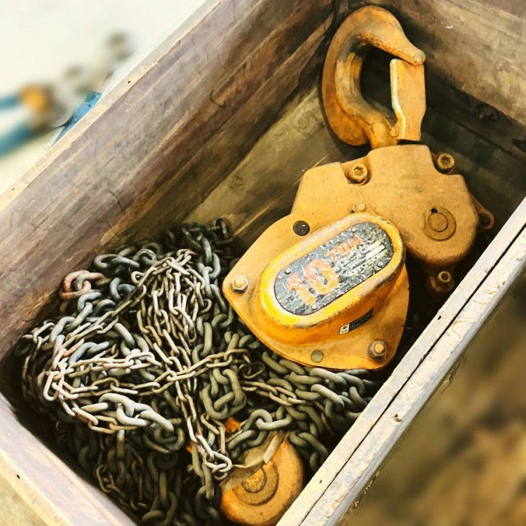 愛知県にて KITO/キトー 10t手動チェーンブロック CB100 を買取致しました。