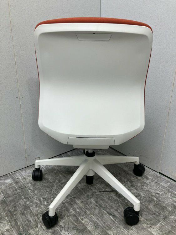 岐阜県にて ウチダ(内田洋行) カリッサチェア を買取致しました。