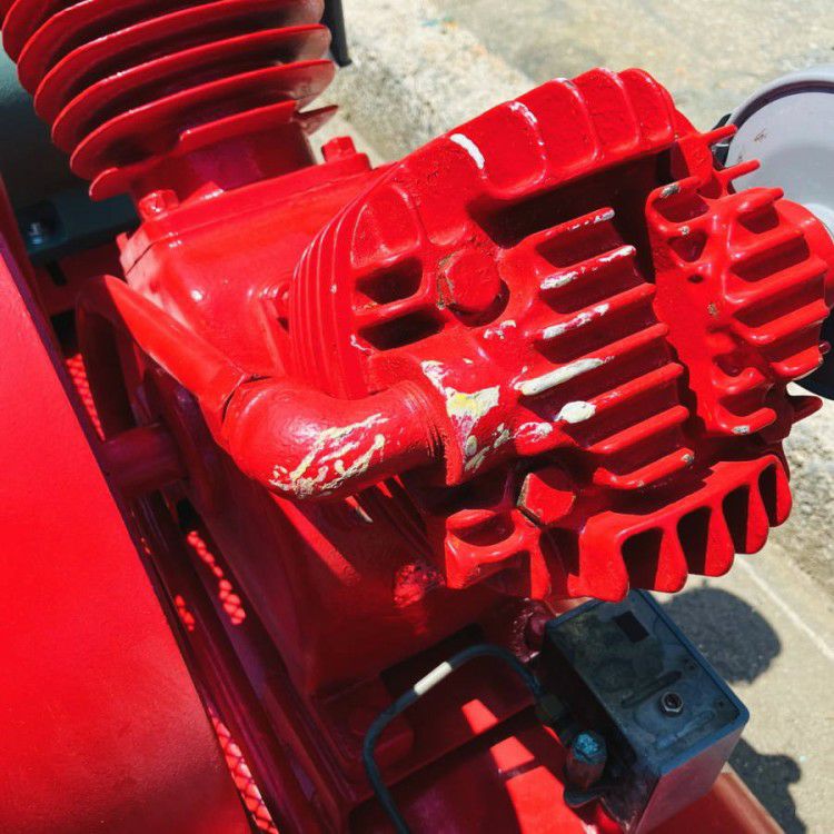 三重県にて meiji/明治機械製作所 ５馬力コンプレッサー GH-5 を買取致しました。