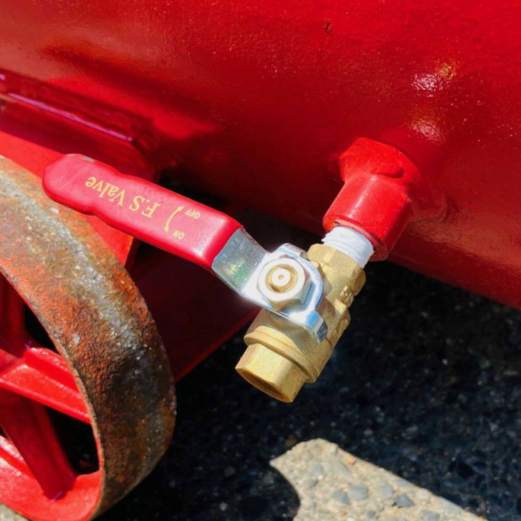 三重県にて meiji/明治機械製作所 ５馬力コンプレッサー GH-5 を買取致しました。