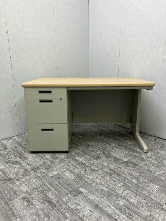 愛知県にて トヨスチール 1200片袖デスク  を買取致しました。