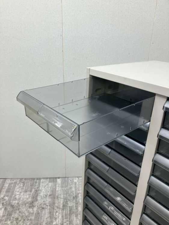 岐阜県にて コクヨ A4クリアケース書庫  を買取致しました。