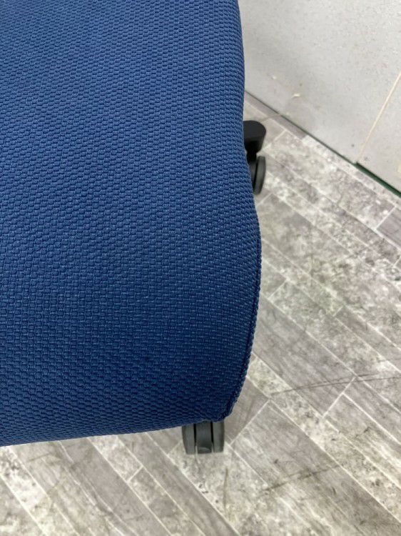 岐阜県にて イトーキ エフチェア  を買取致しました。