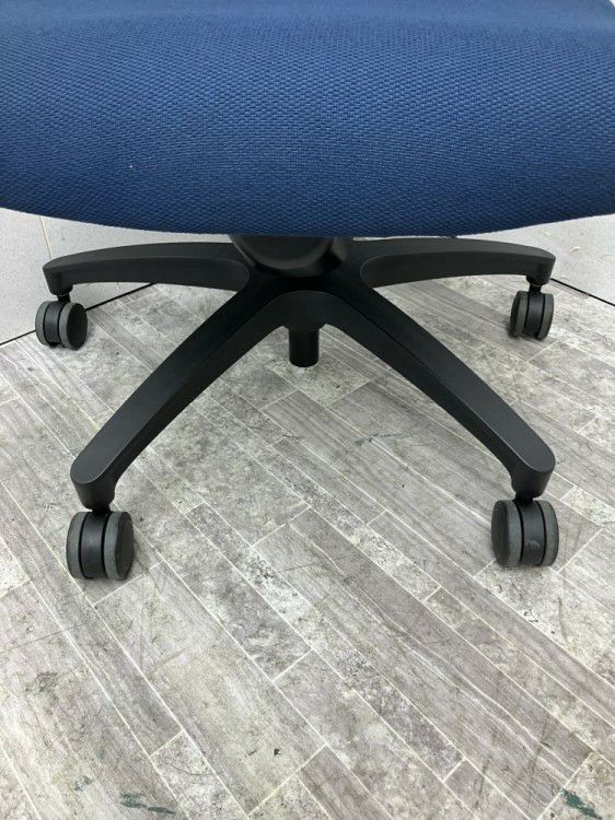 岐阜県にて イトーキ エフチェア  を買取致しました。