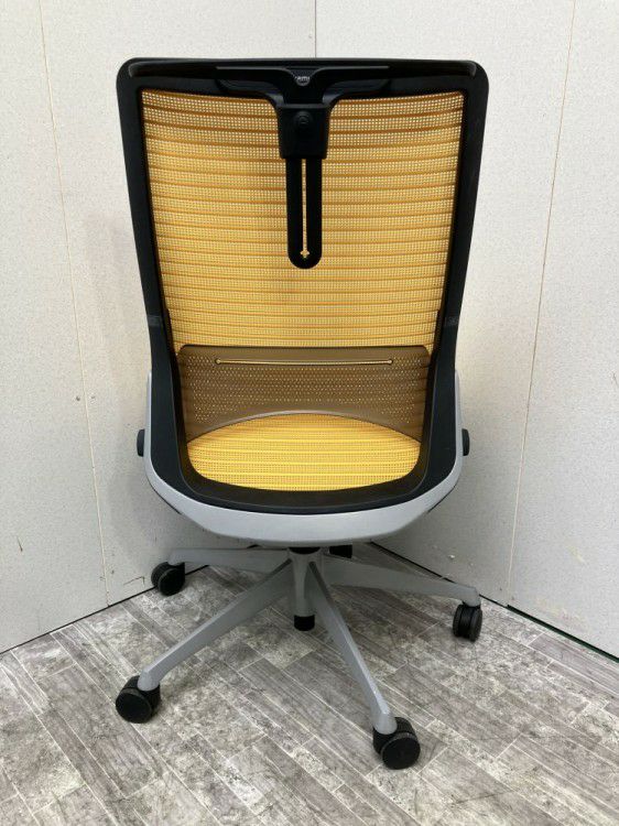 岐阜県にて オカムラ コーラルチェア  を買取致しました。