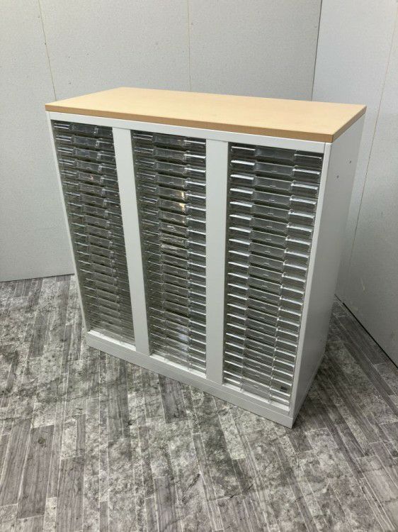 三重県にて ナイキ 天板付A4クリアケース書庫 を買取致しました。