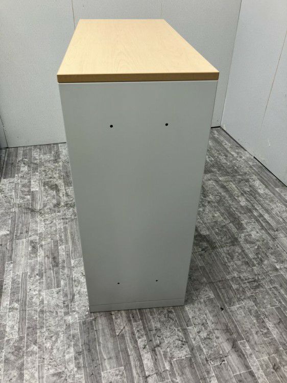 三重県にて ナイキ 天板付A4クリアケース書庫 を買取致しました。