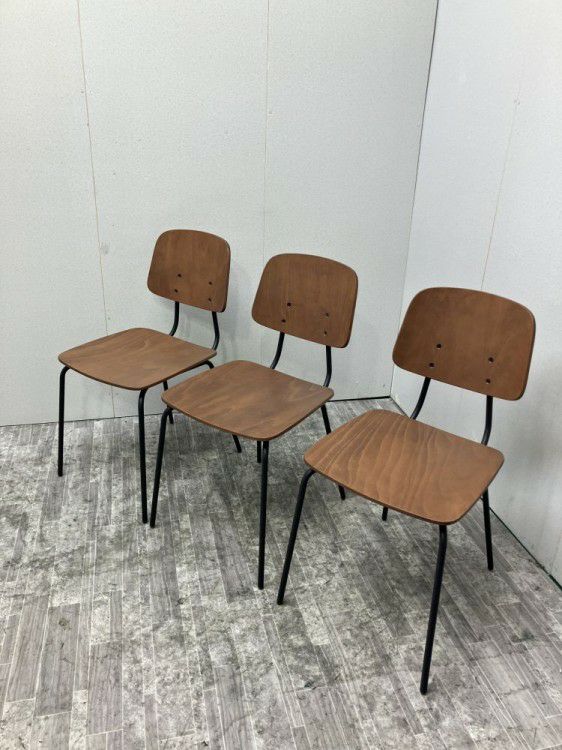 三重県にて イトーキ ミーティングチェア3脚セット  を買取致しました。