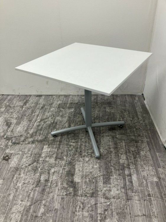 岐阜県にて 750角テーブル を買取致しました。