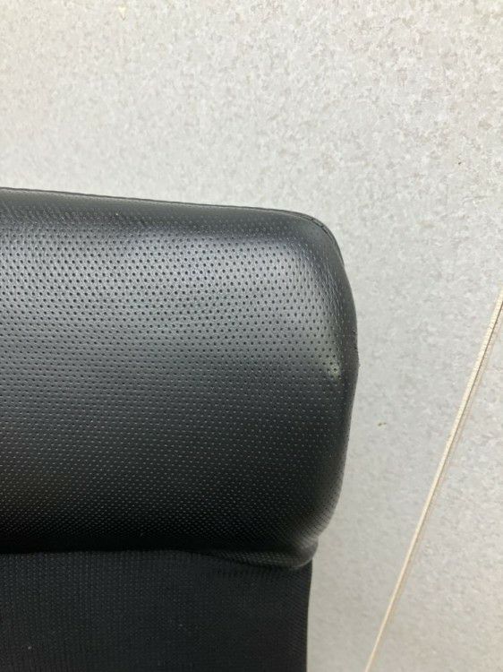 愛知県にて Wilkhahn(ウィルクハーン) 固定肘付モダスチェア を買取致しました。