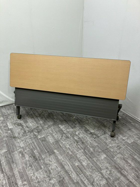 愛知県にて イトーキ 1500サイドスタックテーブル  を買取致しました。