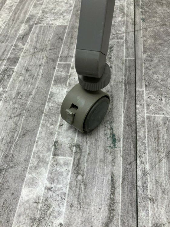 愛知県にて イトーキ 1500サイドスタックテーブル  を買取致しました。