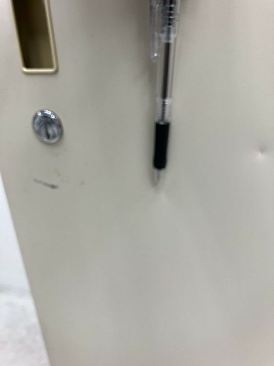 岐阜県にて  3人用ロッカー  を買取致しました。