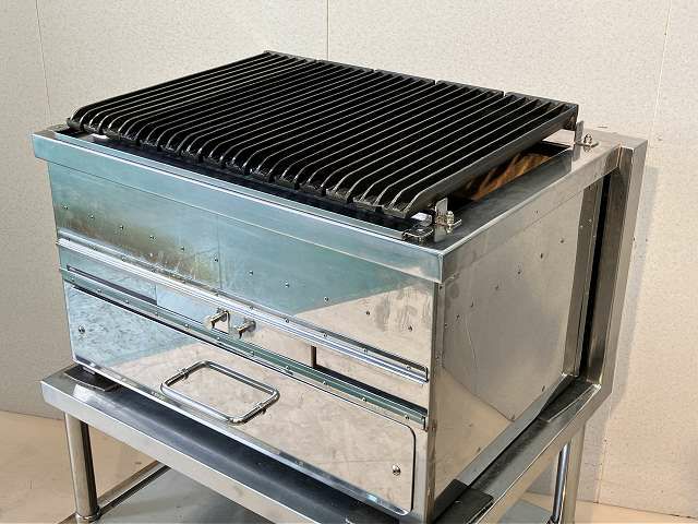 愛知県にて  炭火式ハースグリラー haas griller を買取致しました。