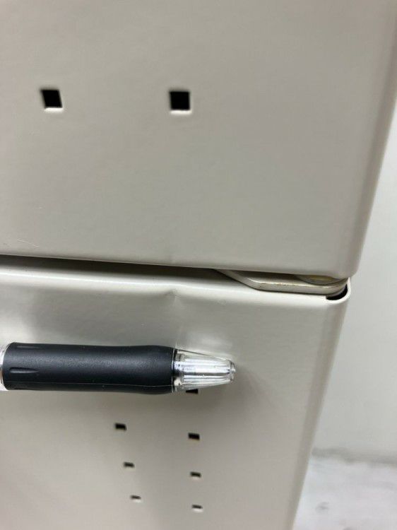 愛知県にて コクヨ 12人用ロッカー  を買取致しました。