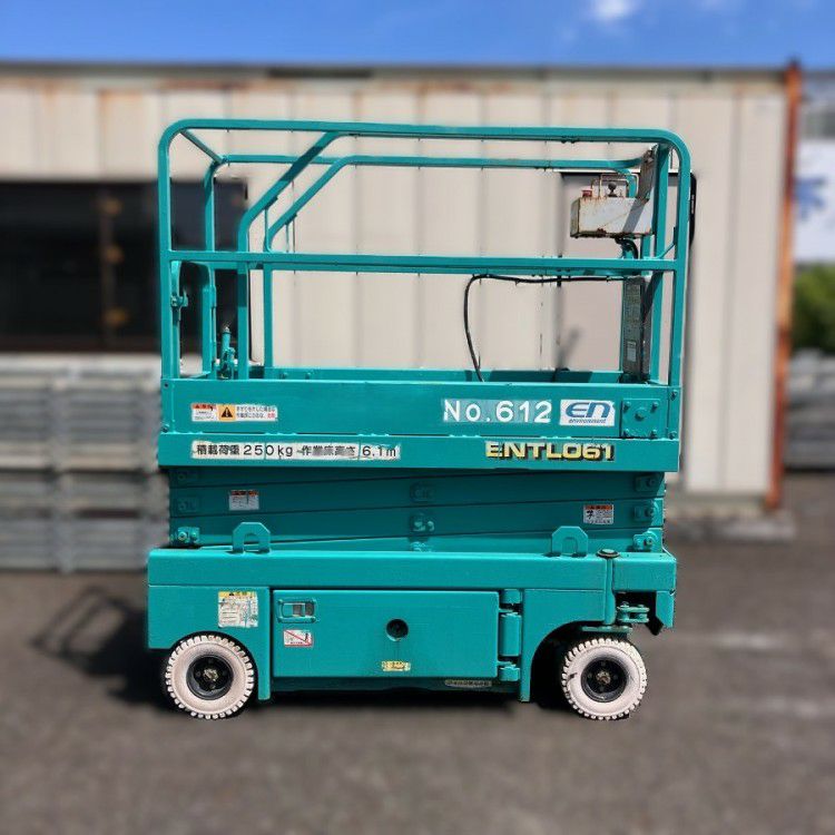 静岡県にて  高所作業車 ENTL061 を買取致しました。