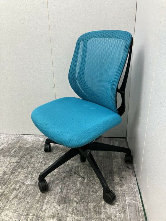 三重県にて オカムラ シルフィーチェア  を買取致しました。