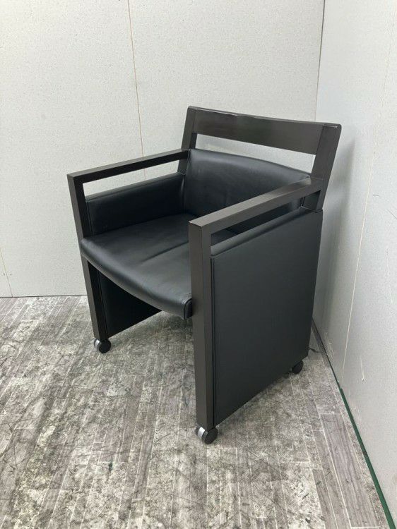 岐阜県にて イトーキ 応接会議用チェア  を買取致しました。