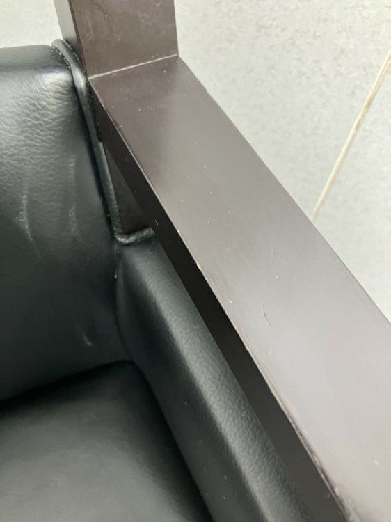 岐阜県にて イトーキ 応接会議用チェア  を買取致しました。