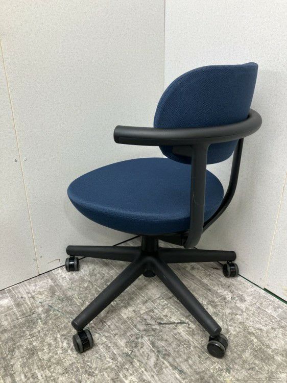 静岡県にて コクヨ パロチェア  を買取致しました。