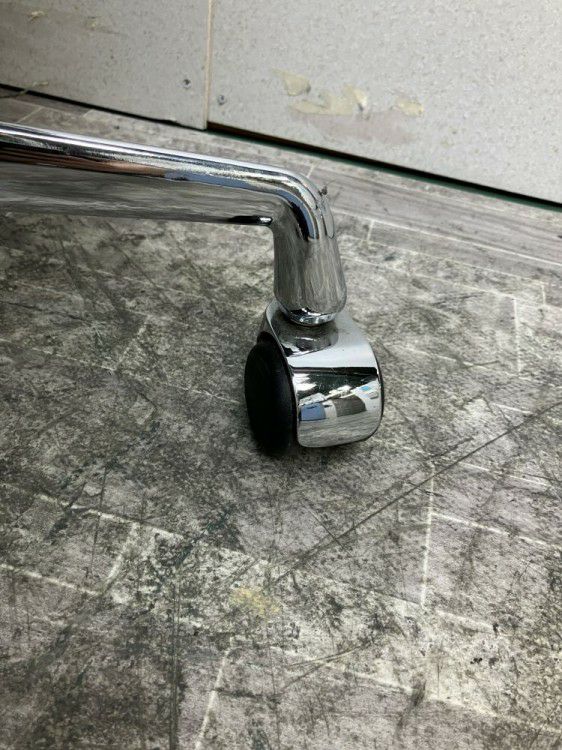 愛知県にて  ミーティングチェア  を買取致しました。