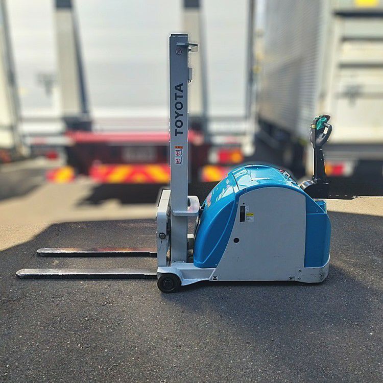 岐阜県にて TOYOTA L&F 電動フォークリフト 3HFW9 を買取致しました。