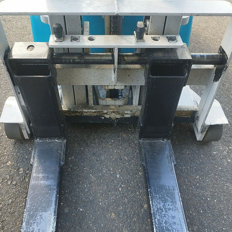 岐阜県にて TOYOTA L&F 電動フォークリフト 3HFW9 を買取致しました。