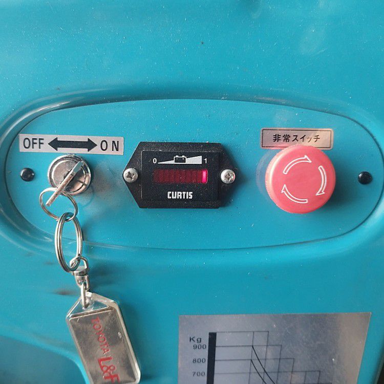 岐阜県にて TOYOTA L&F 電動フォークリフト 3HFW9 を買取致しました。