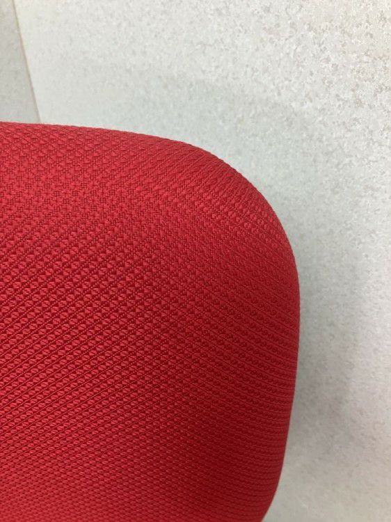 岐阜県にて オカムラ ビラージュチェア  を買取致しました。