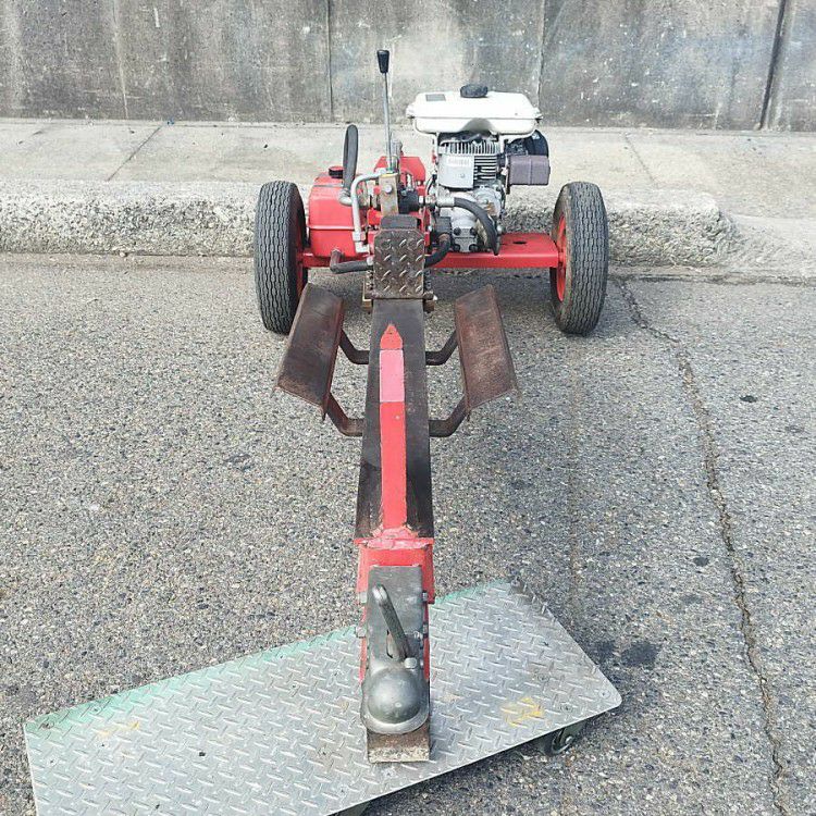 三重県にて PICKPINE エンジン式薪割り機 PS26 PS-26 を買取致しました。