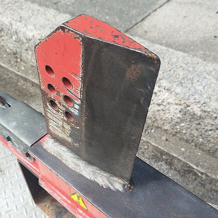 三重県にて PICKPINE エンジン式薪割り機 PS26 PS-26 を買取致しました。