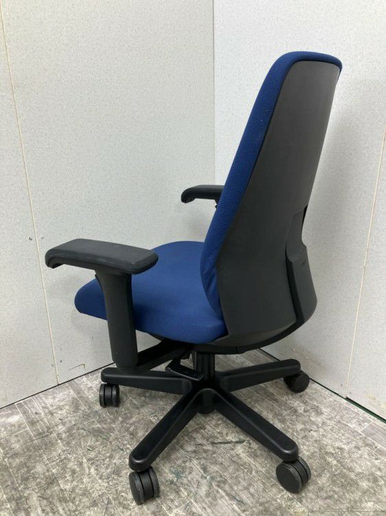 三重県にて イトーキ トルテチェア  を買取致しました。