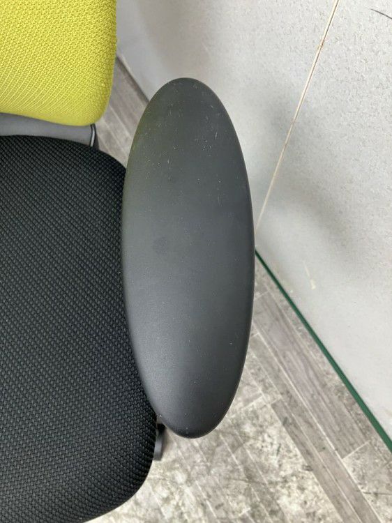 三重県にて イトーキ プラオチェア  を買取致しました。