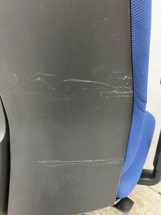 岐阜県にて イトーキ 可動肘付トルテチェア  を買取致しました。