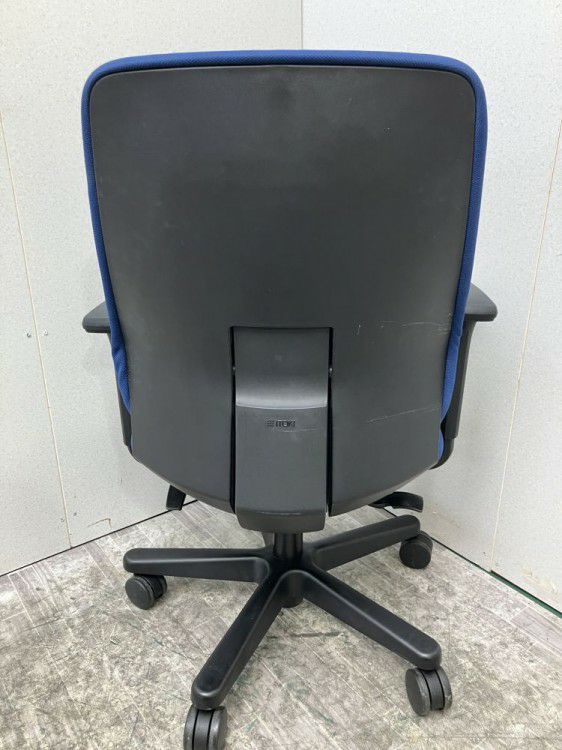 岐阜県にて イトーキ 可動肘付トルテチェア  を買取致しました。