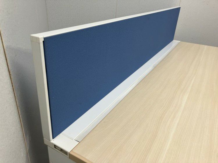 愛知県にて ウチダ（内田洋行） デスクパネル付1600両袖デスク  を買取致しました。