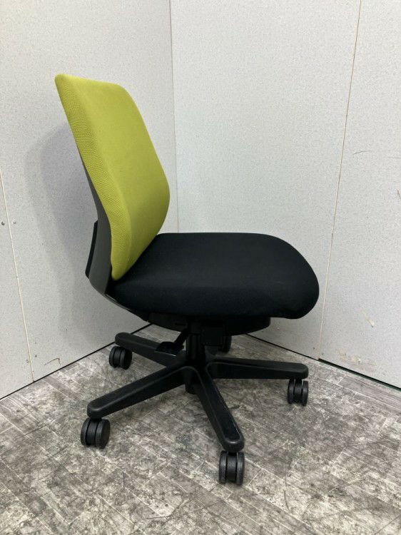 三重県にて イトーキ トルテチェア  を買取致しました。