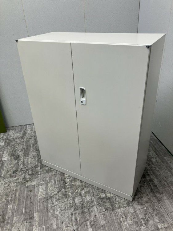 静岡県にて SEIKO FAMILY（生興） 両開き書庫  を買取致しました。