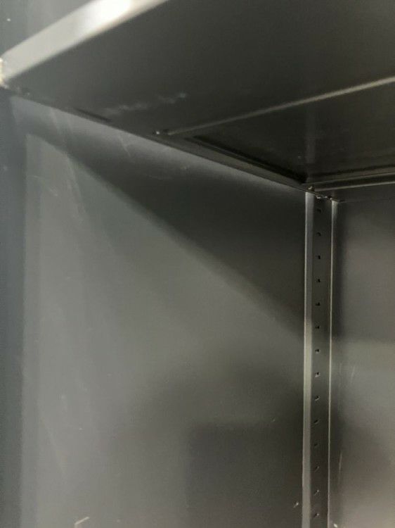 三重県にて コクヨ 両開き上下書庫  を買取致しました。