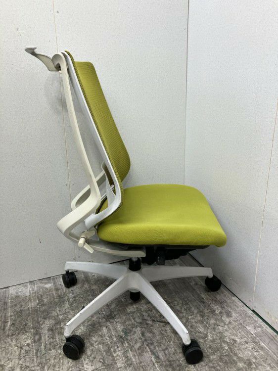 岐阜県にて コクヨ デュオラチェア を買取致しました。