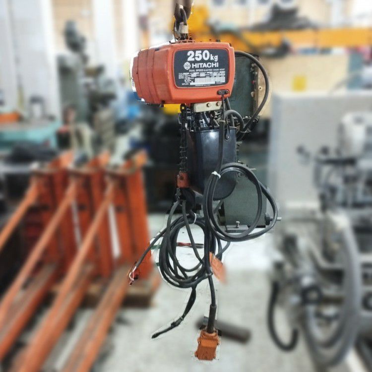 静岡県にて 日立 ジブクレーン250kg JR3-103 1/4SN2 を買取致しました。