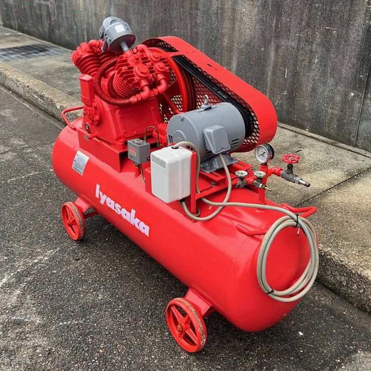 愛知県にて  イヤサカ/FUJI/富士コンプレッサー 中圧コンプレッサー OH-37F を買取致しました。