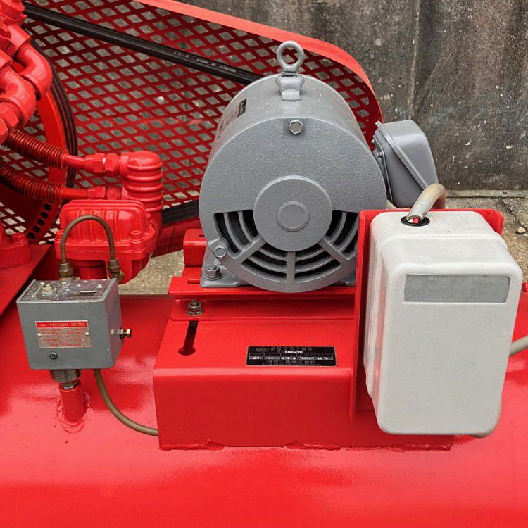 愛知県にて  イヤサカ/FUJI/富士コンプレッサー 中圧コンプレッサー OH-37F を買取致しました。