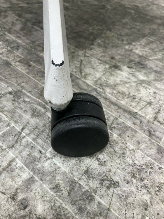 岐阜県にて コクヨ デュオラチェア  を買取致しました。