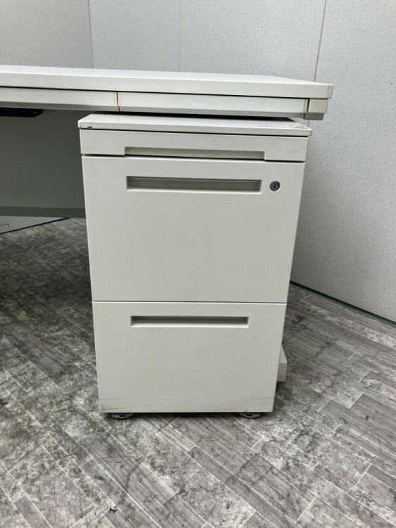 岐阜県にて ウチダ（内田洋行） 1400平デスク＋ワゴンセット  を買取致しました。