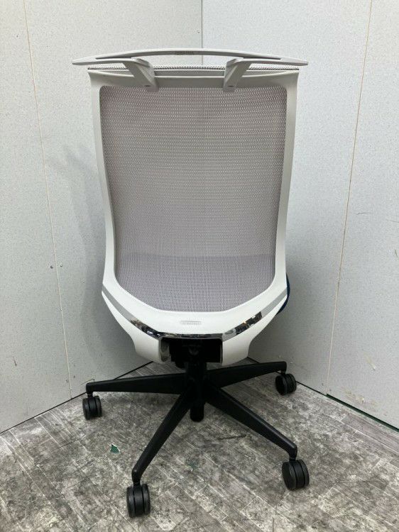 愛知県にて コクヨ ベゼルチェア  を買取致しました。