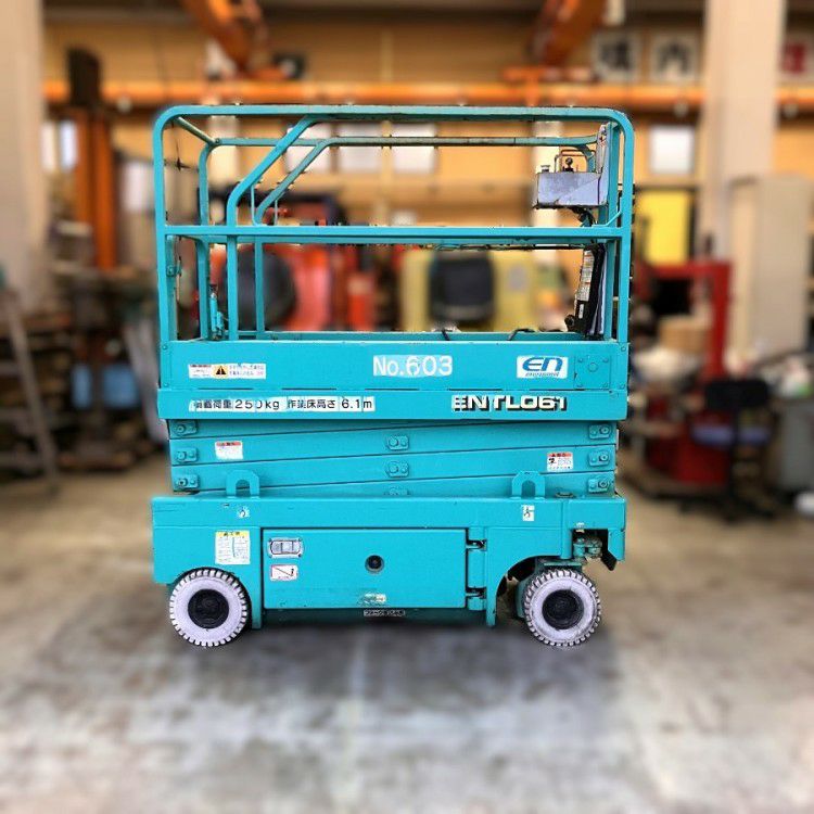 静岡県にて  高所作業車 ENTL061 を買取致しました。